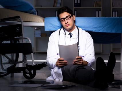 Praktisches Jahr. Zwischen Ausbildung und Ausbeutung